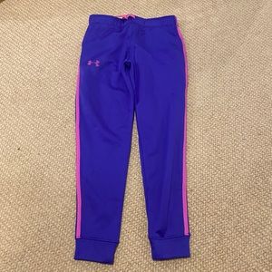 Girls size medium Under Armour joggers